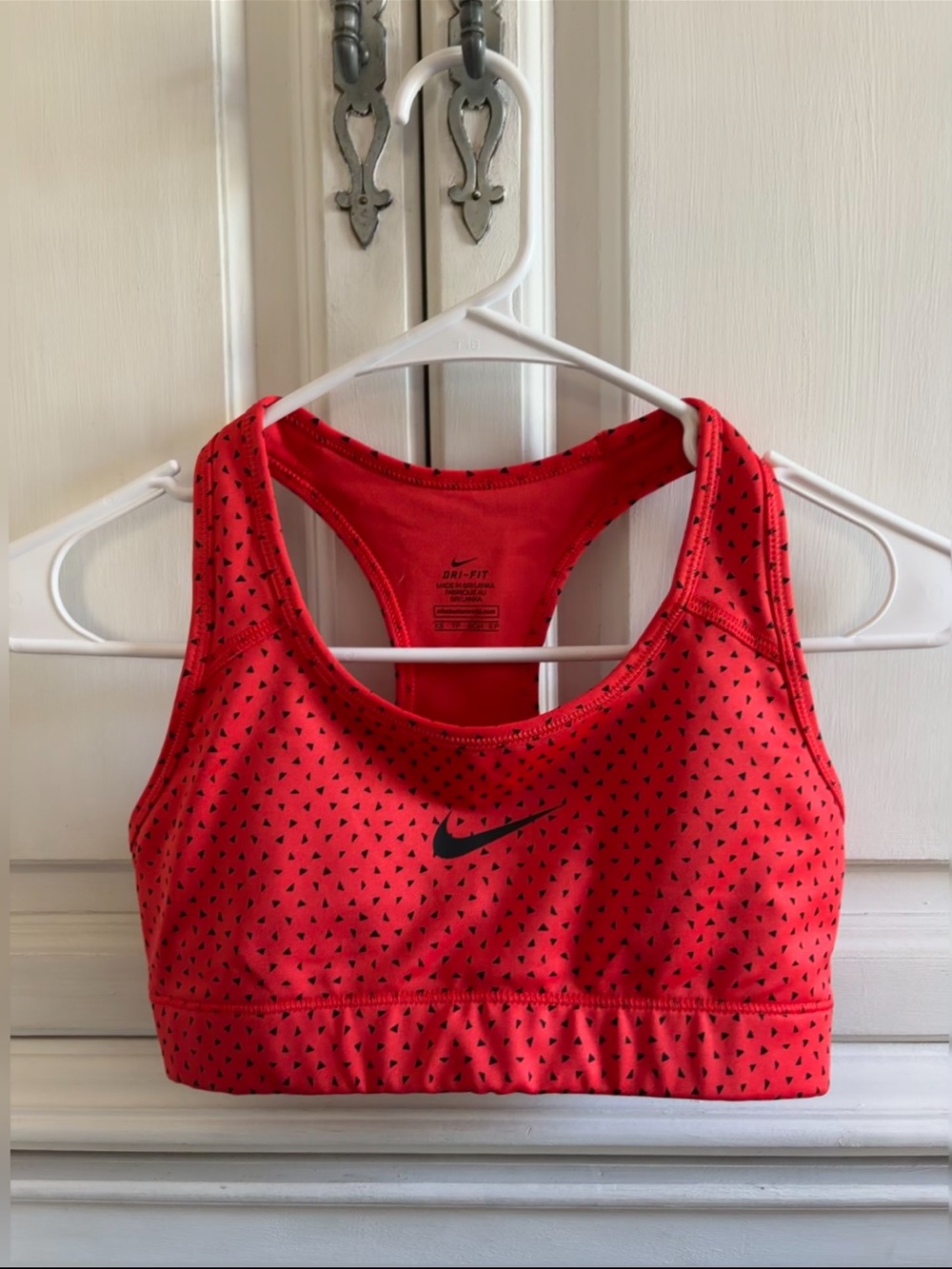 Nike Red Triangle-Print Racerback Sports Bra